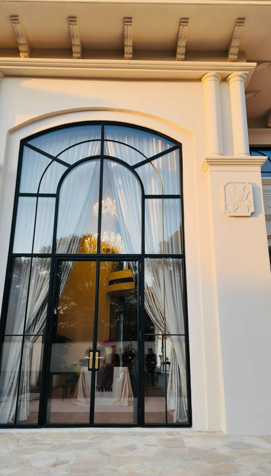 1767062742.jpg 640.jpg